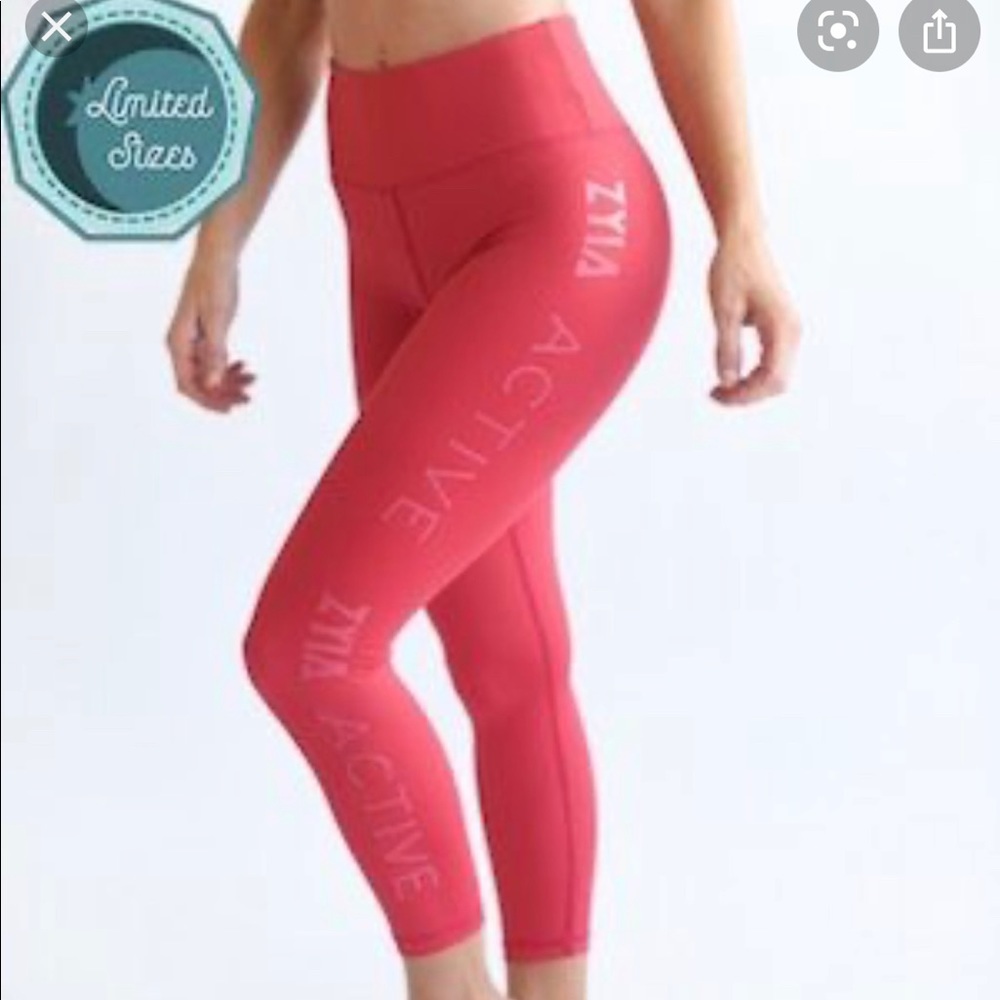 EUC Zyia logo capri size small